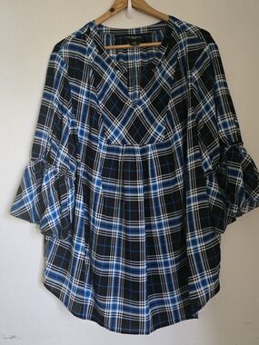 Liz Claiborne Black, Blue & White Plaid Bell-Sleeve Tunic